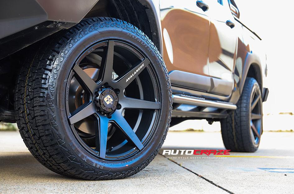 FORD RANGER AVALANCHE MATTE BLACK FRONT MILLED